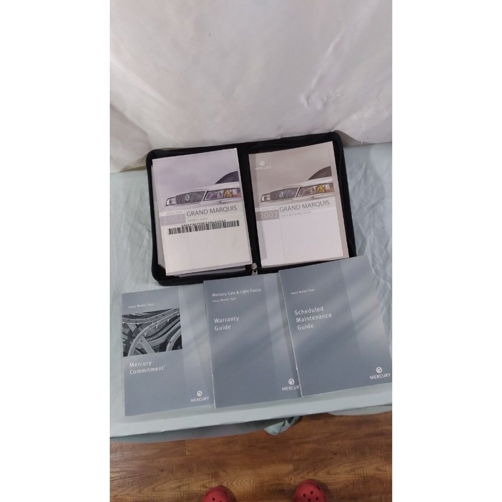 2003 03  Grand Marquis Owners Manual Set Books OM358 With Case